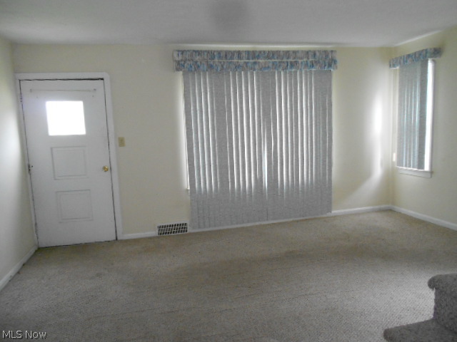 4041 Harwood Road South Euclid, OH 44121 - Photo 4 of 22