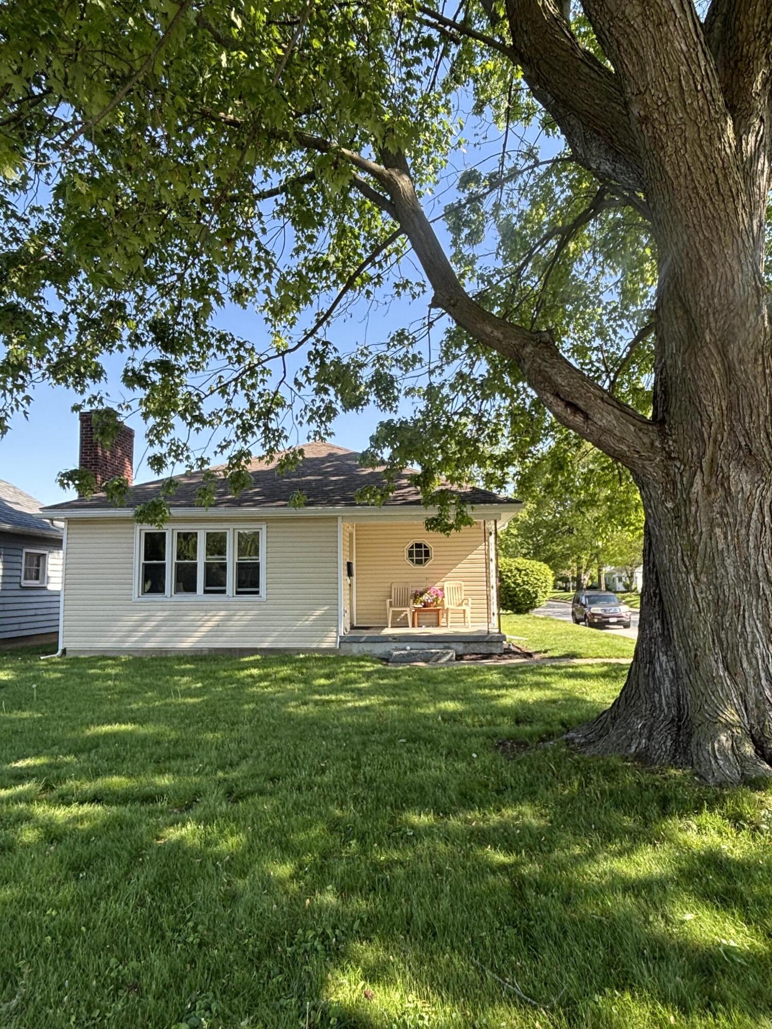 1002 West Spring Street St. Marys, OH 45885 - Photo 1 of 18