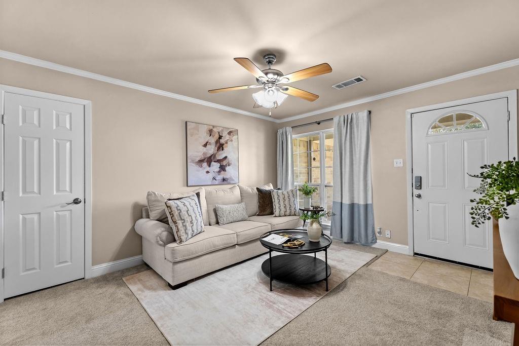 1830 Pleasant Run Road Carrollton, TX 75006 - Photo 13 of 39 Gallery Image 13