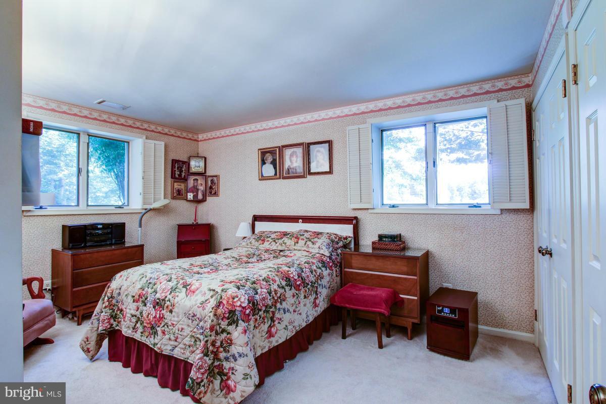 12851 Popes Head Road Clifton, VA 20124 - Photo 18 of 30 Interior (General)