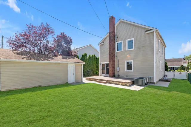 $1,199,000 | 30 Churchill Drive, New Hyde Park, NY 11040