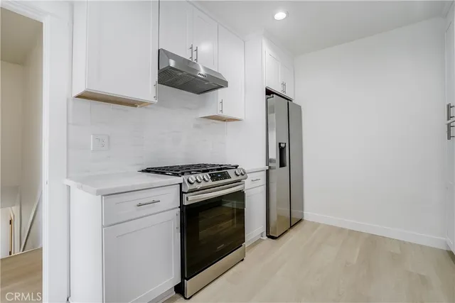 $3,500 | 122 Belmont Avenue, Long Beach, CA 90803