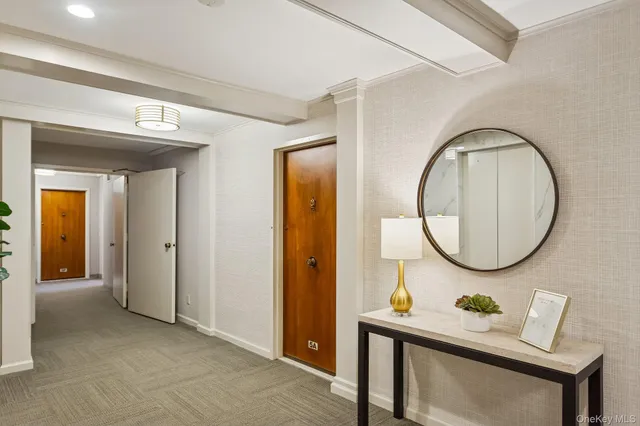 $579,000 | 20 Old Mamaroneck Road, Unit 5Q, White Plains, NY 10605