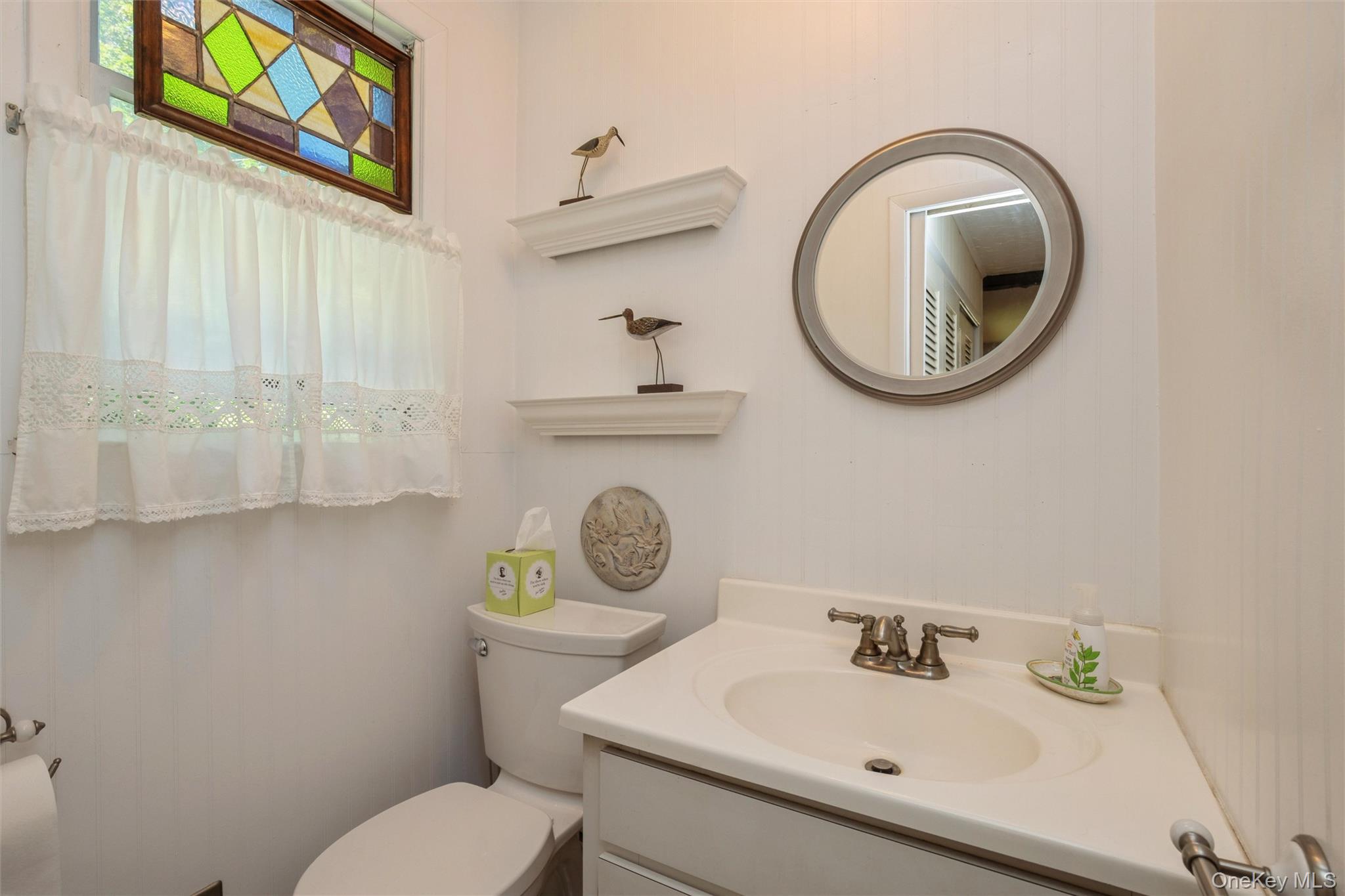 199 North Country Road Port Jefferson, NY 11777 - Photo 16 of 42