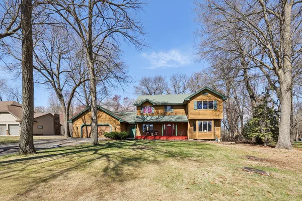 $450,000 | 26150 Galen Drive, Wyoming, MN 55092