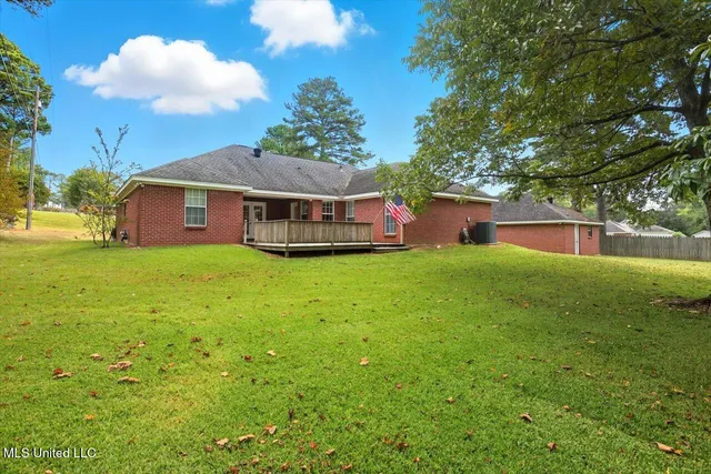 $325,000 | 301 Belvedere Drive, Pearl, MS 39208