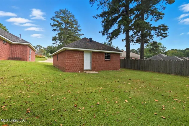 $325,000 | 301 Belvedere Drive, Pearl, MS 39208