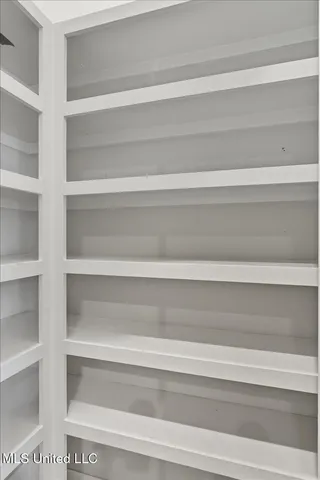 $575,000 | 422 Summerville Drive, Madison, MS 39110