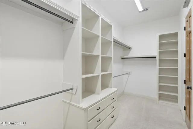 $575,000 | 422 Summerville Drive, Madison, MS 39110