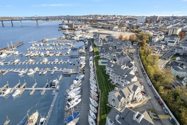 $460,000 | 700 Shore Drive, Unit 6604, Fall River, MA 02721