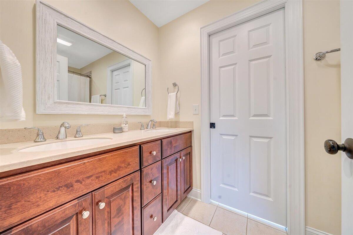 8370 Newport Road Catawba, VA 24070 - Photo 39 of 97 Bathroom