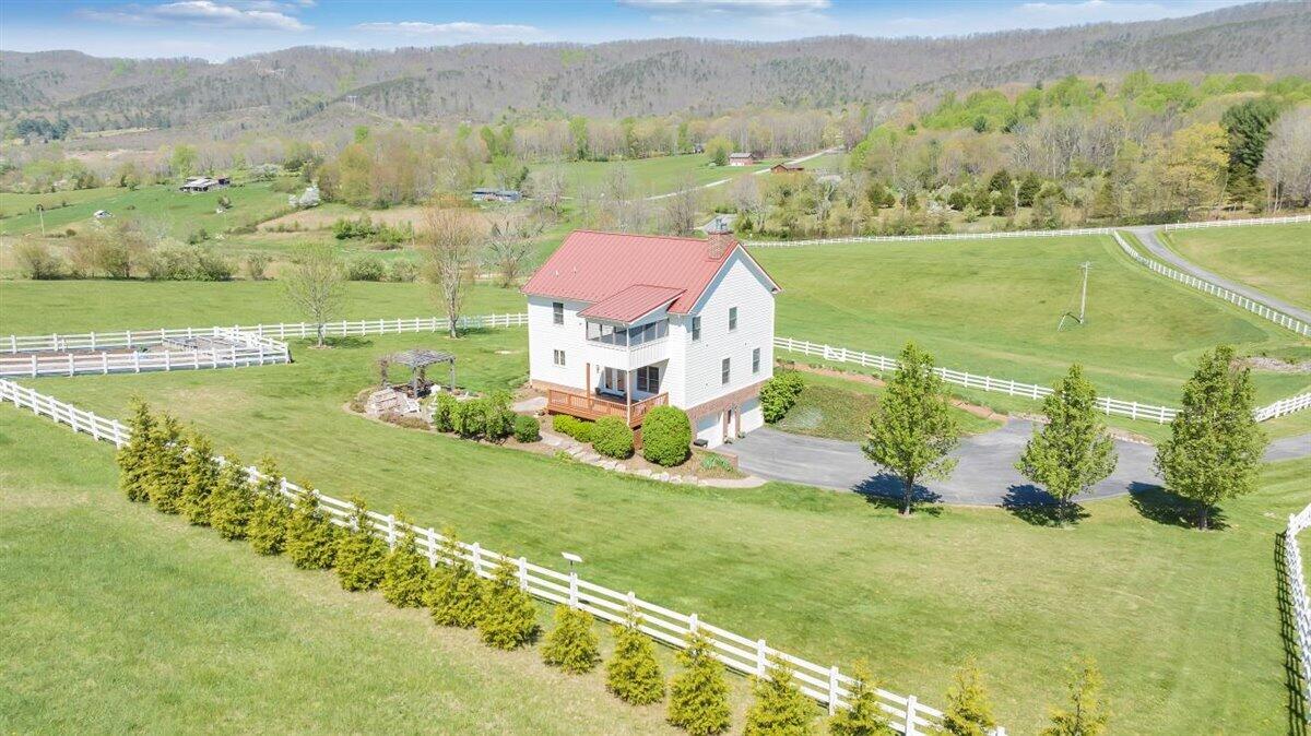 8370 Newport Road Catawba, VA 24070 - Photo 73 of 97 Aerial View