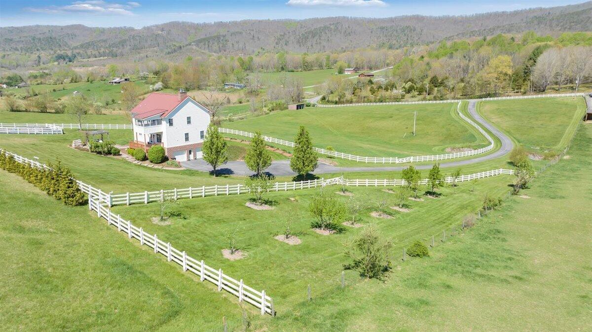 8370 Newport Road Catawba, VA 24070 - Photo 74 of 97 Aerial View