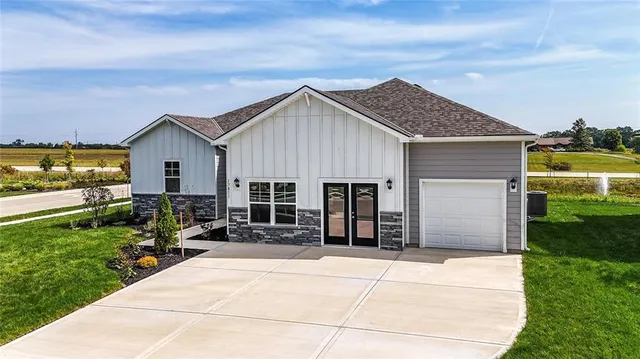 $517,990 | 17802 Houston Street, Gardner, KS 66030