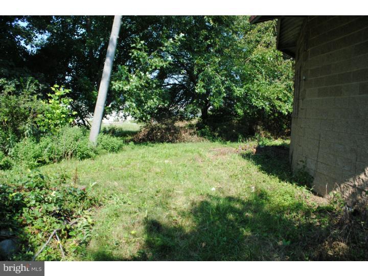 33 Linden Road Burlington, NJ 08016 - Photo 16 of 21