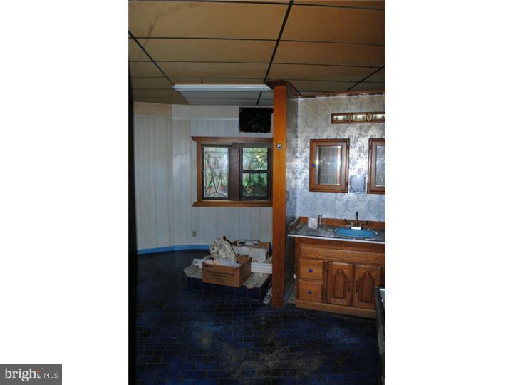 33 Linden Road Burlington, NJ 08016 - Photo 8 of 21