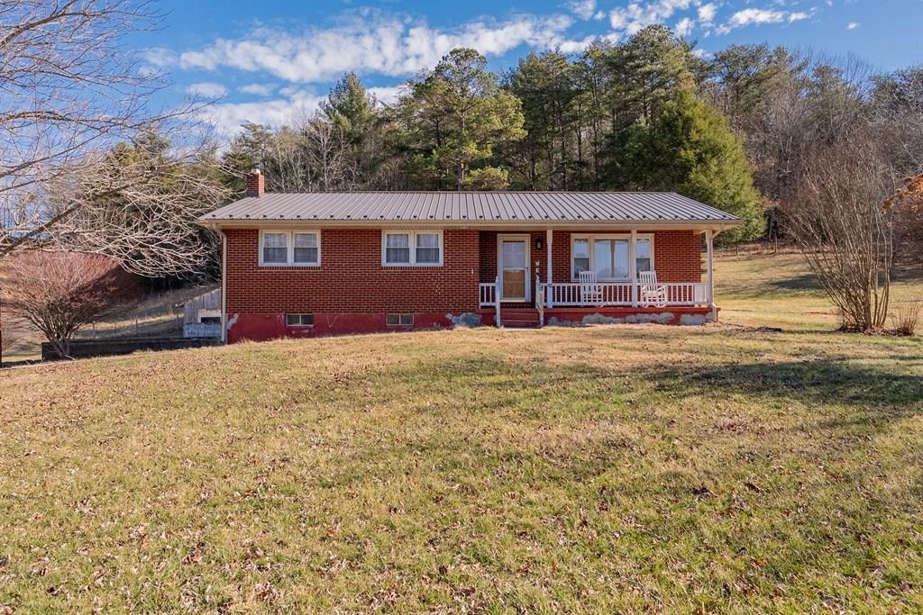 1350 Ivanhoe Road Max Meadows, VA 24360 - Photo 1 of 79 Gallery Image 1