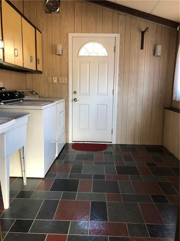 3635 Wayne Road Homestead, PA 15120 - Photo 14 of 25 Gallery Image 14