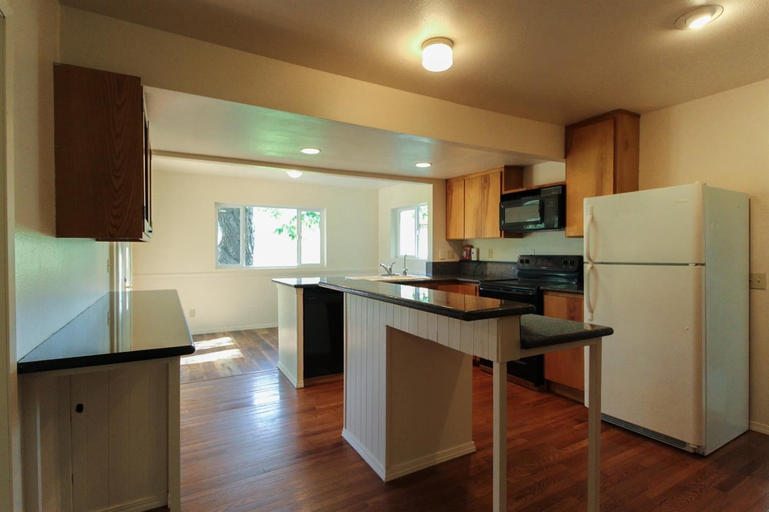 832 Kubli Road Grants Pass, OR 97527 - Photo 10 of 32 Additional Photo
