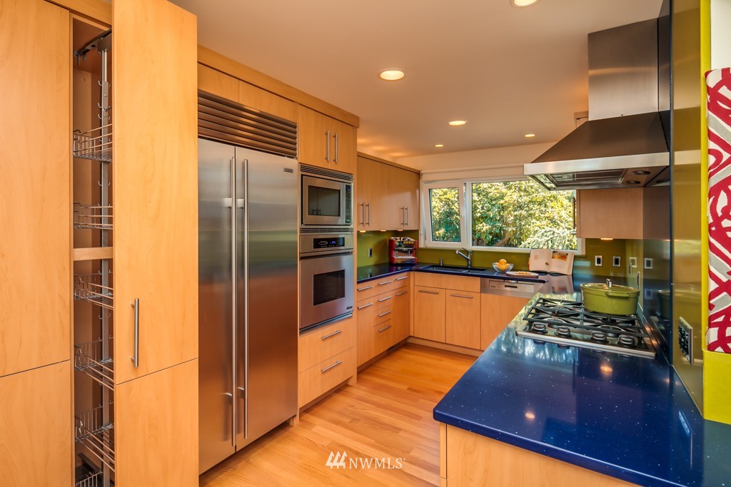 535 Bayside Road Bellingham, WA 98225 - Photo 9 of 24
