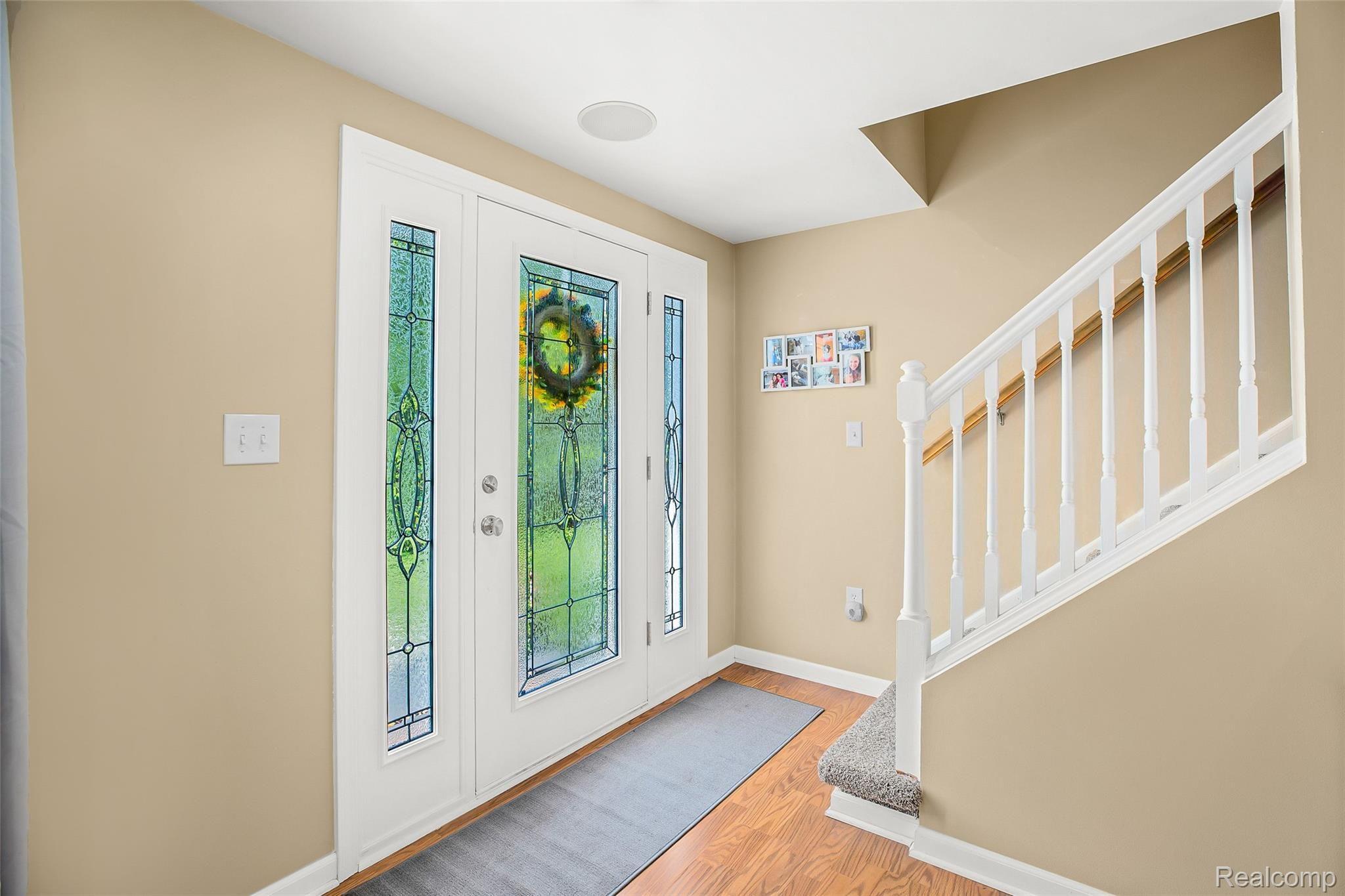 728 Riverside Drive Linden, MI 48451 - Photo 3 of 51 13.Foyer