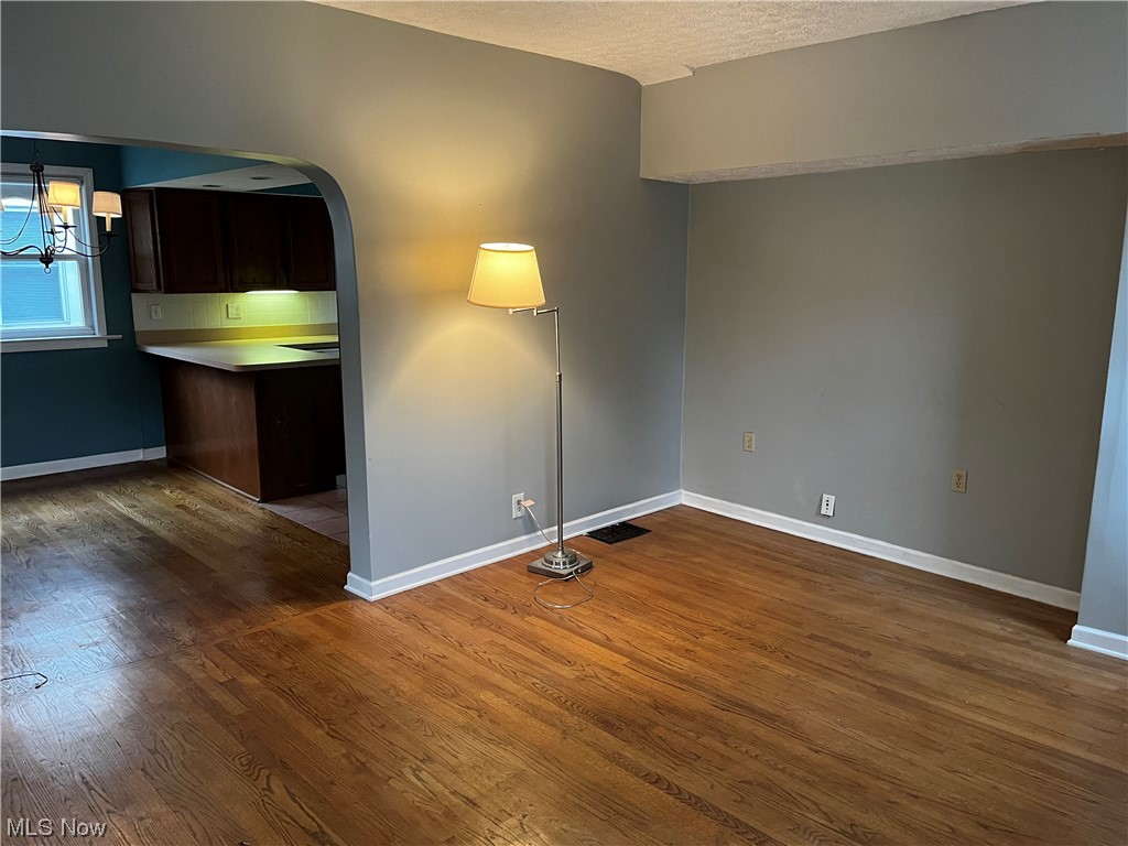 1610 Malasia Road Akron, OH 44305 - Photo 3 of 14