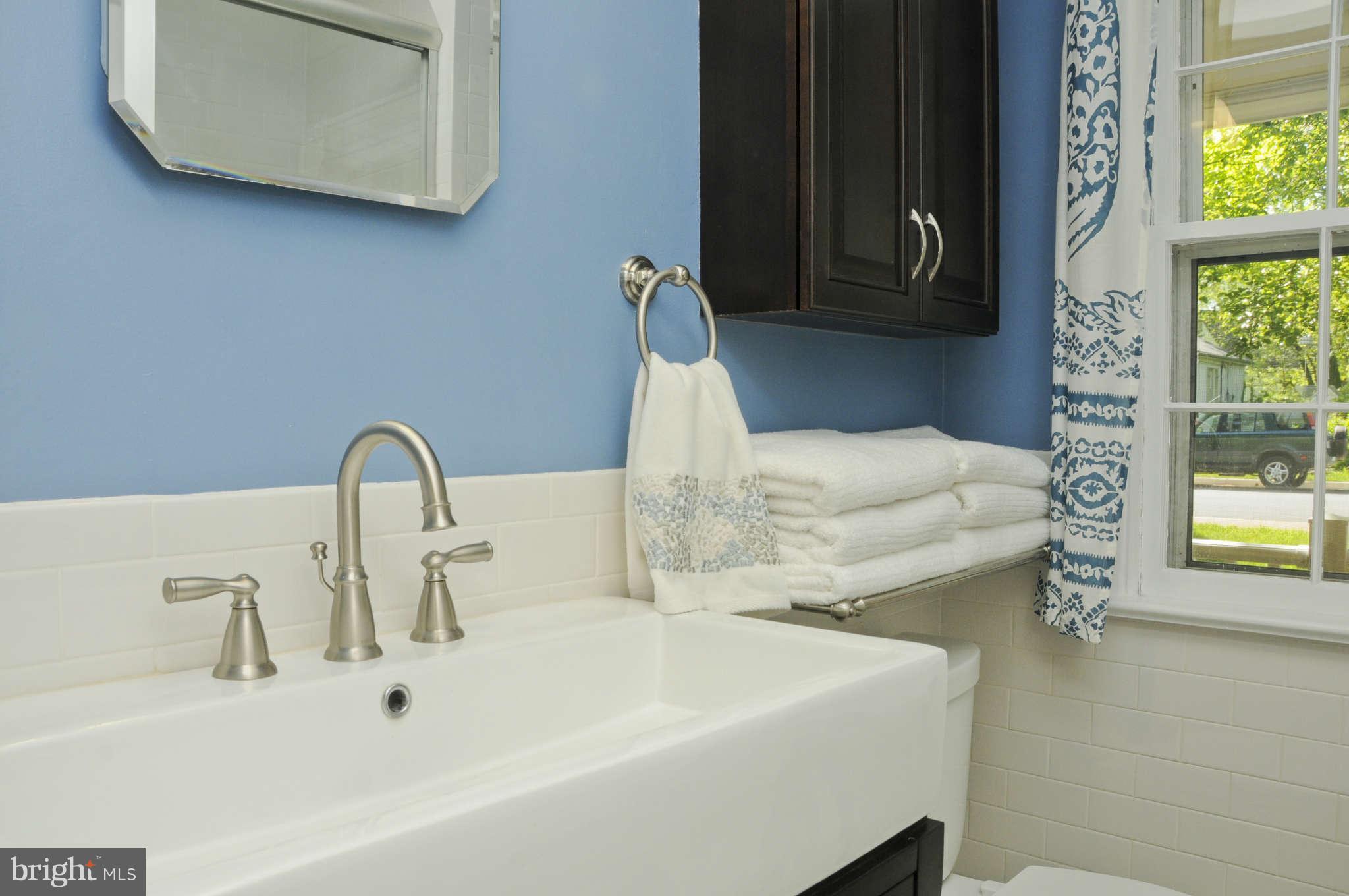 138 Woodberry Road Northeast Leesburg, VA 20176 - Photo 17 of 30 Bath