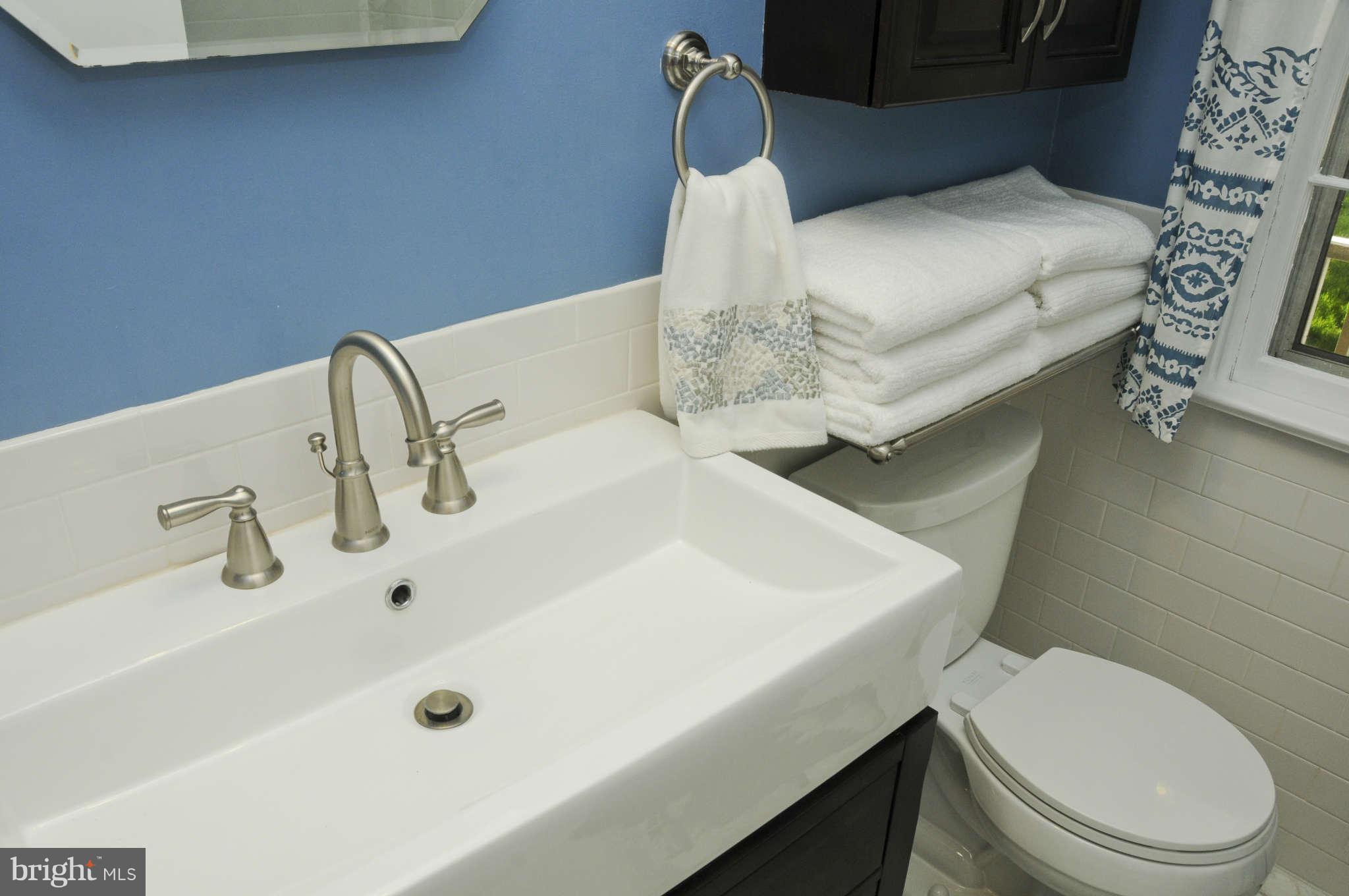 138 Woodberry Road Northeast Leesburg, VA 20176 - Photo 20 of 30 Bath