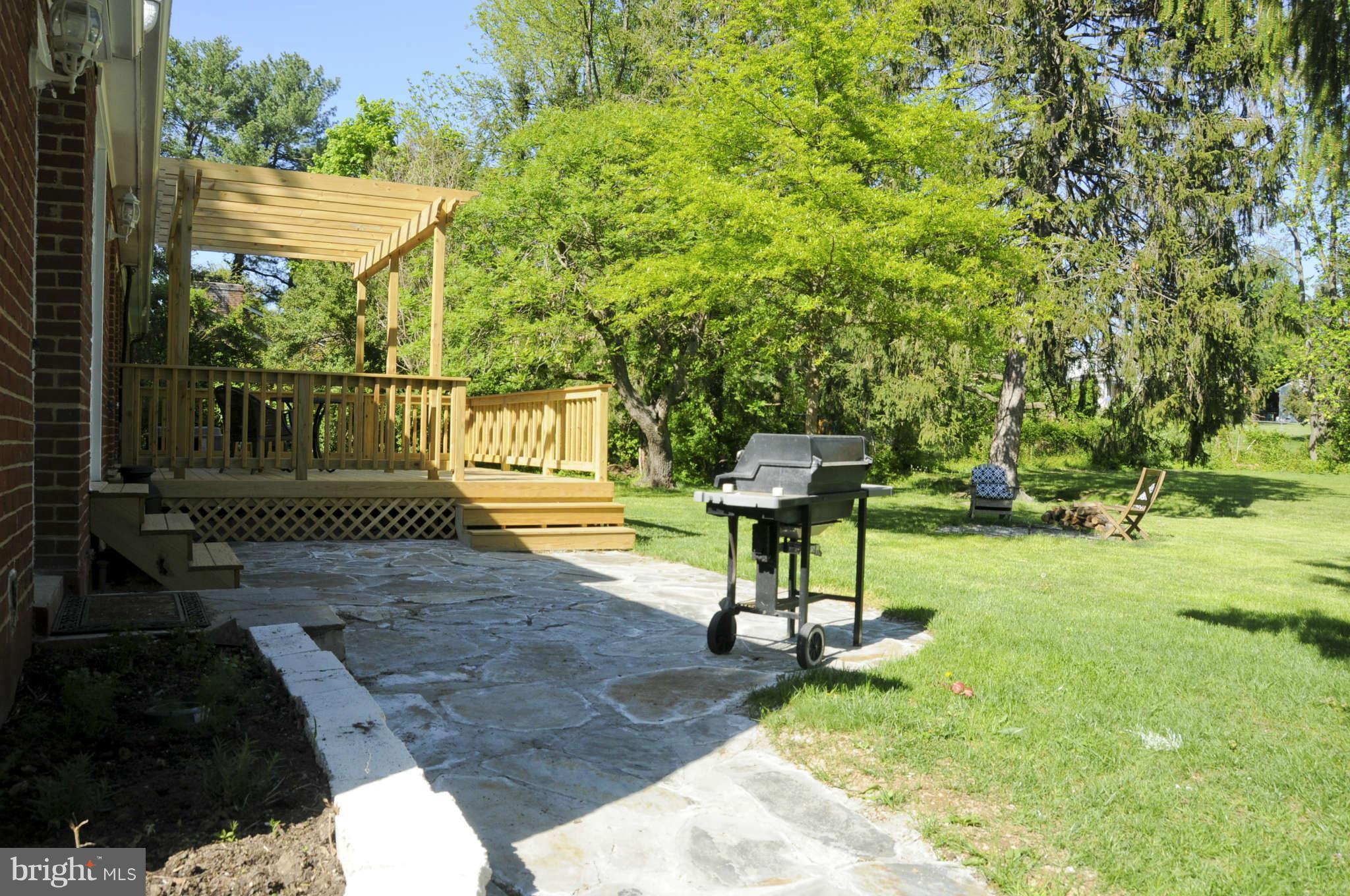 138 Woodberry Road Northeast Leesburg, VA 20176 - Photo 29 of 30 Exterior (Rear)