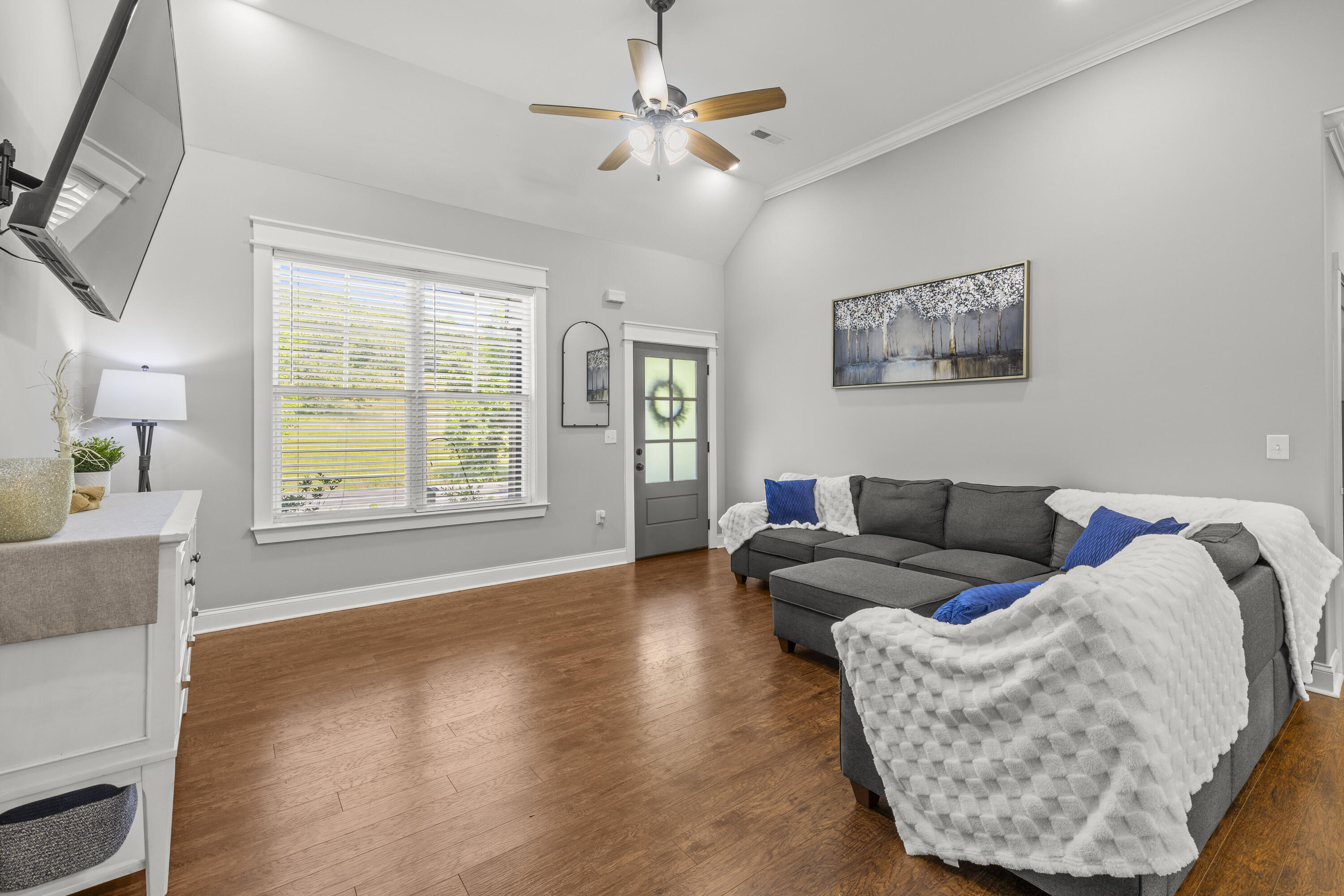 1113 Baggett Road Ringgold, GA 30736 - Photo 7 of 30 Living Room