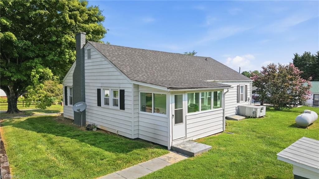 144 Decatur Avenue Elkin, NC 28621 - Photo 17 of 24 Gallery Image 17