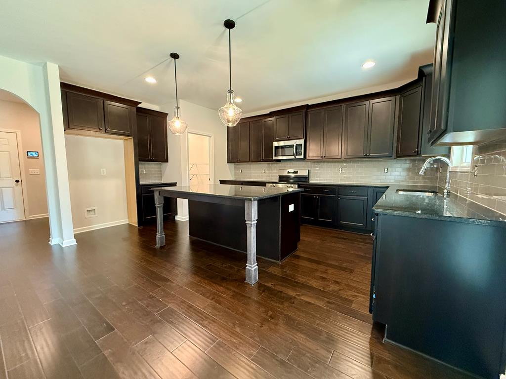 42 Lee Road Phenix City, AL 36870 - Photo 11 of 38 Gallery Image 11