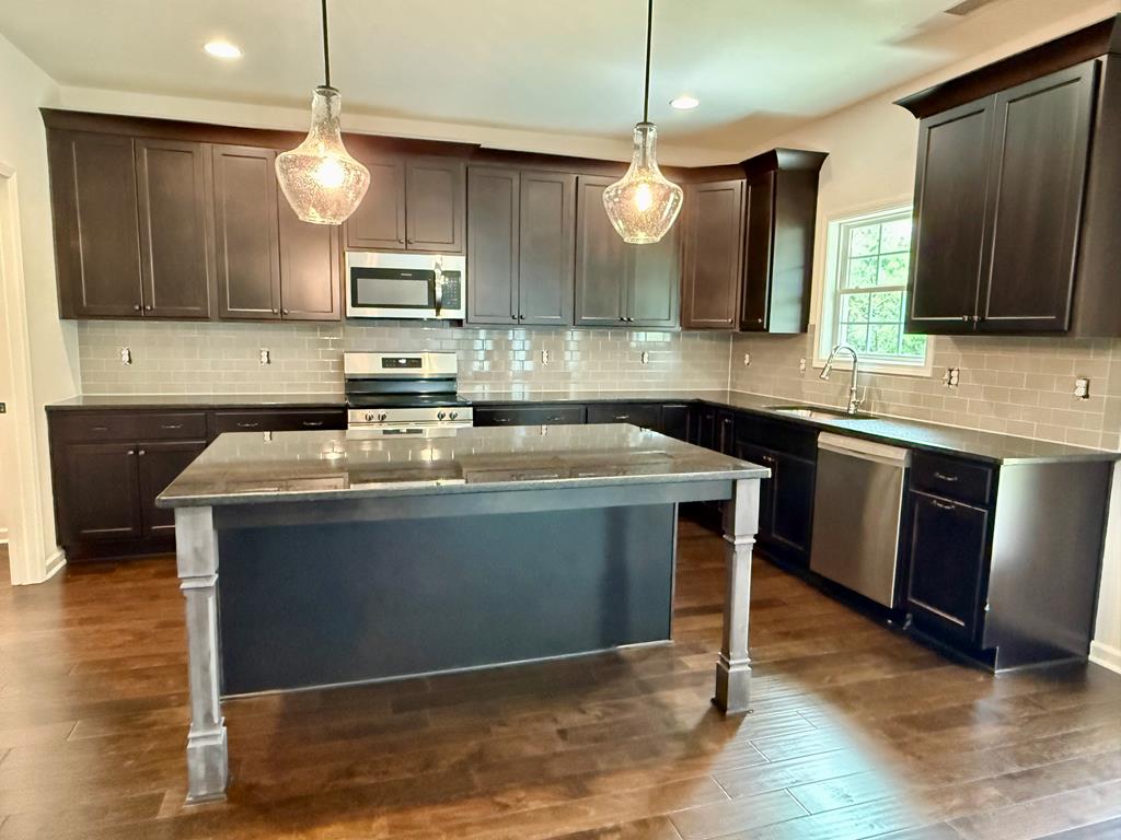 42 Lee Road Phenix City, AL 36870 - Photo 13 of 38 Gallery Image 13