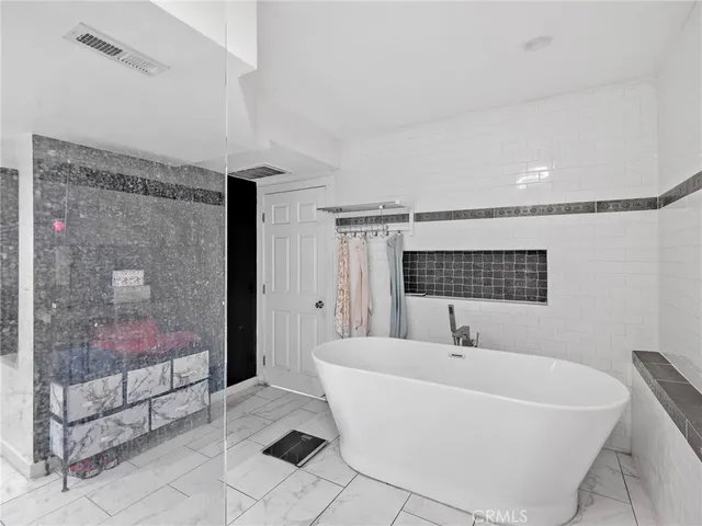 $298,000 | 1440 West Edgehill Road, Unit 10, San Bernardino, CA 92405