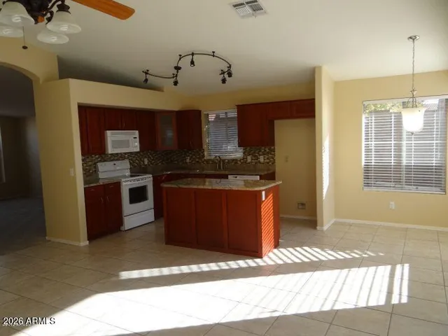 $2,350 | 5343 West Oraibi Drive, Glendale, AZ 85308