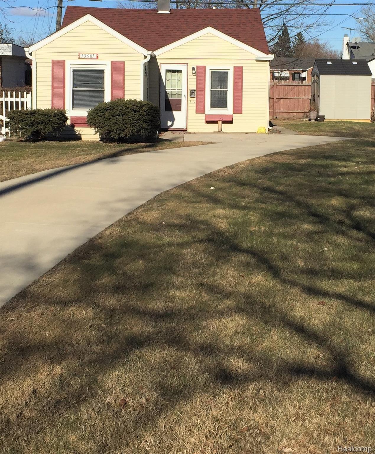 13681 Toepfer Road Warren, MI 48089 - Photo 1 of 13 front elevation4.jpg