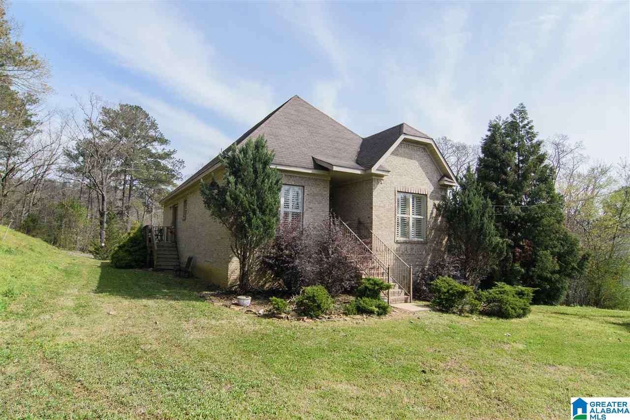 201 Garber Street Bessemer, AL 35022 - Photo 3 of 38