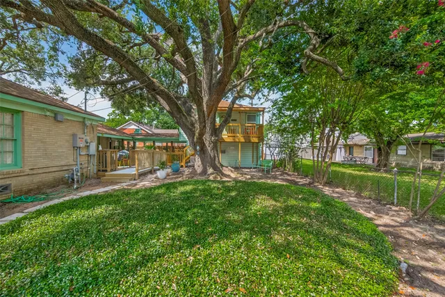 $1,550 | 407 1/2 Fairbanks Street, Houston, TX 77009