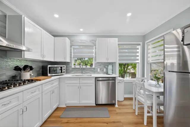 $1,550 | 407 1/2 Fairbanks Street, Houston, TX 77009