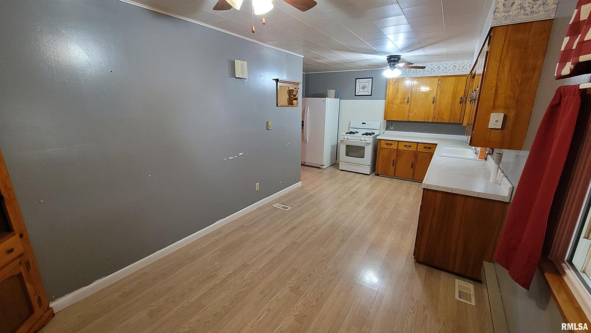 2234 Red Stripe Road Odin, IL 62870 - Photo 7 of 28 a view of a storage & utility room