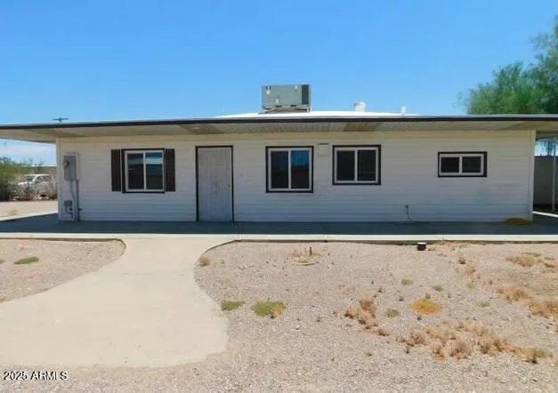 $309,900 | 360 Ironwood Street, Quartzsite, AZ 85346