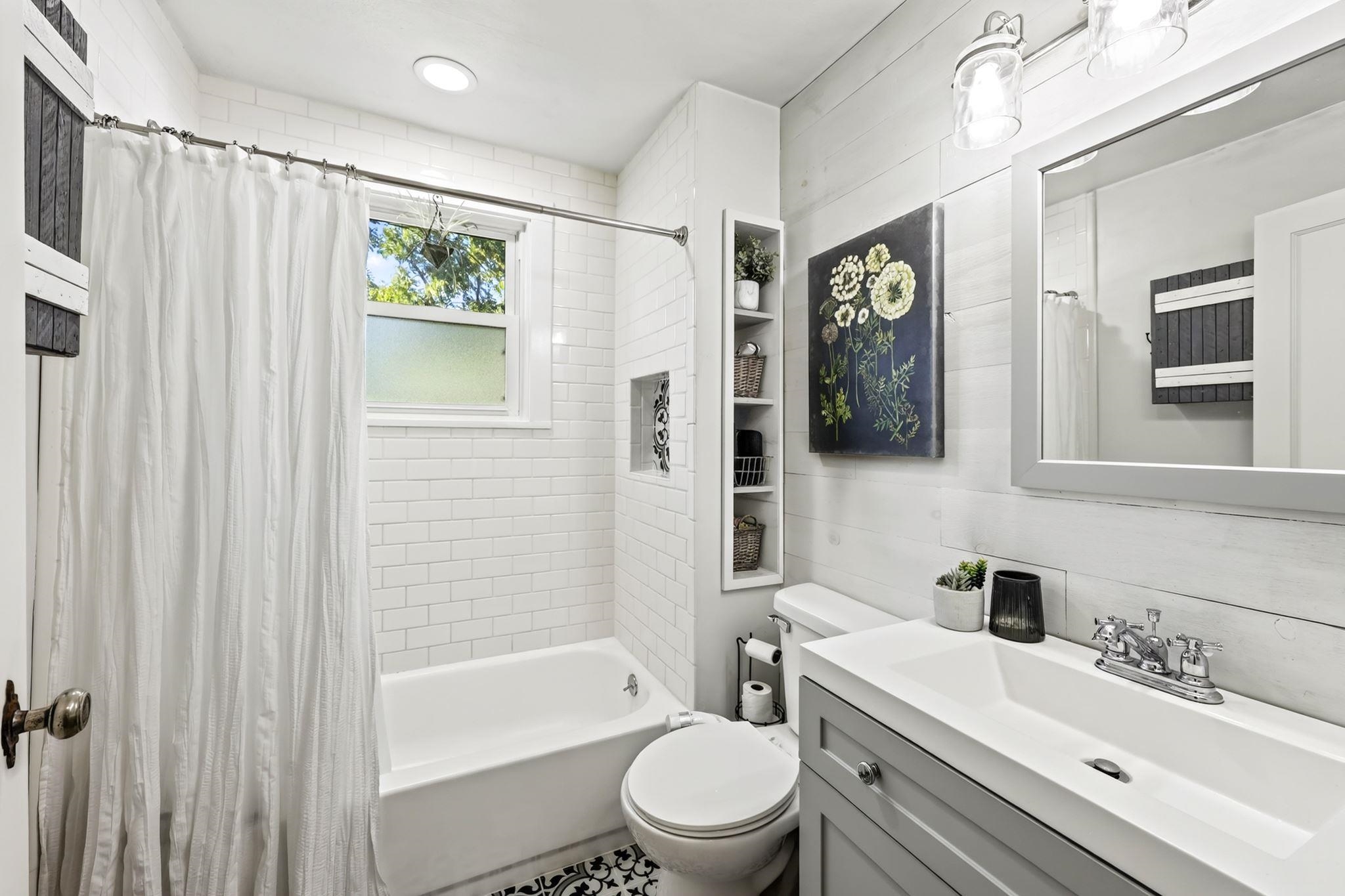 413 Rethke Avenue Madison, WI 53714 - Photo 19 of 49 Gallery Image 19