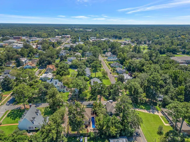 $290,000 | 214 West Sharon Street, Quincy, FL 32351