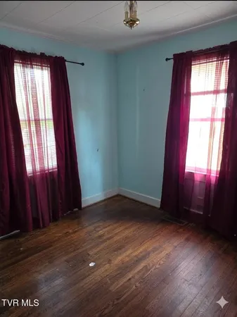 $119,999 | 508 East Barton Ridge Road, Greeneville, TN 37745