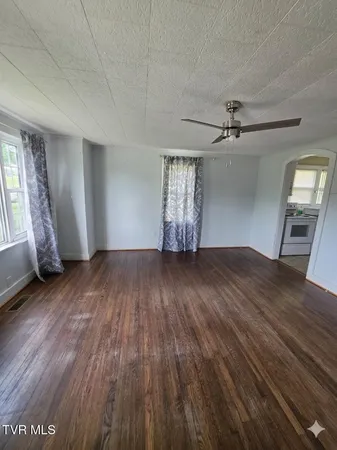 $119,999 | 508 East Barton Ridge Road, Greeneville, TN 37745