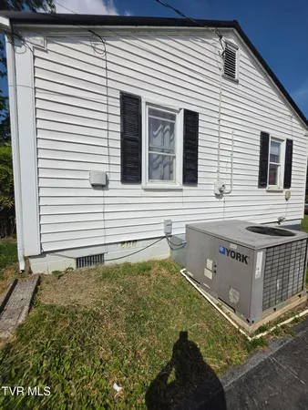 $119,999 | 508 East Barton Ridge Road, Greeneville, TN 37745