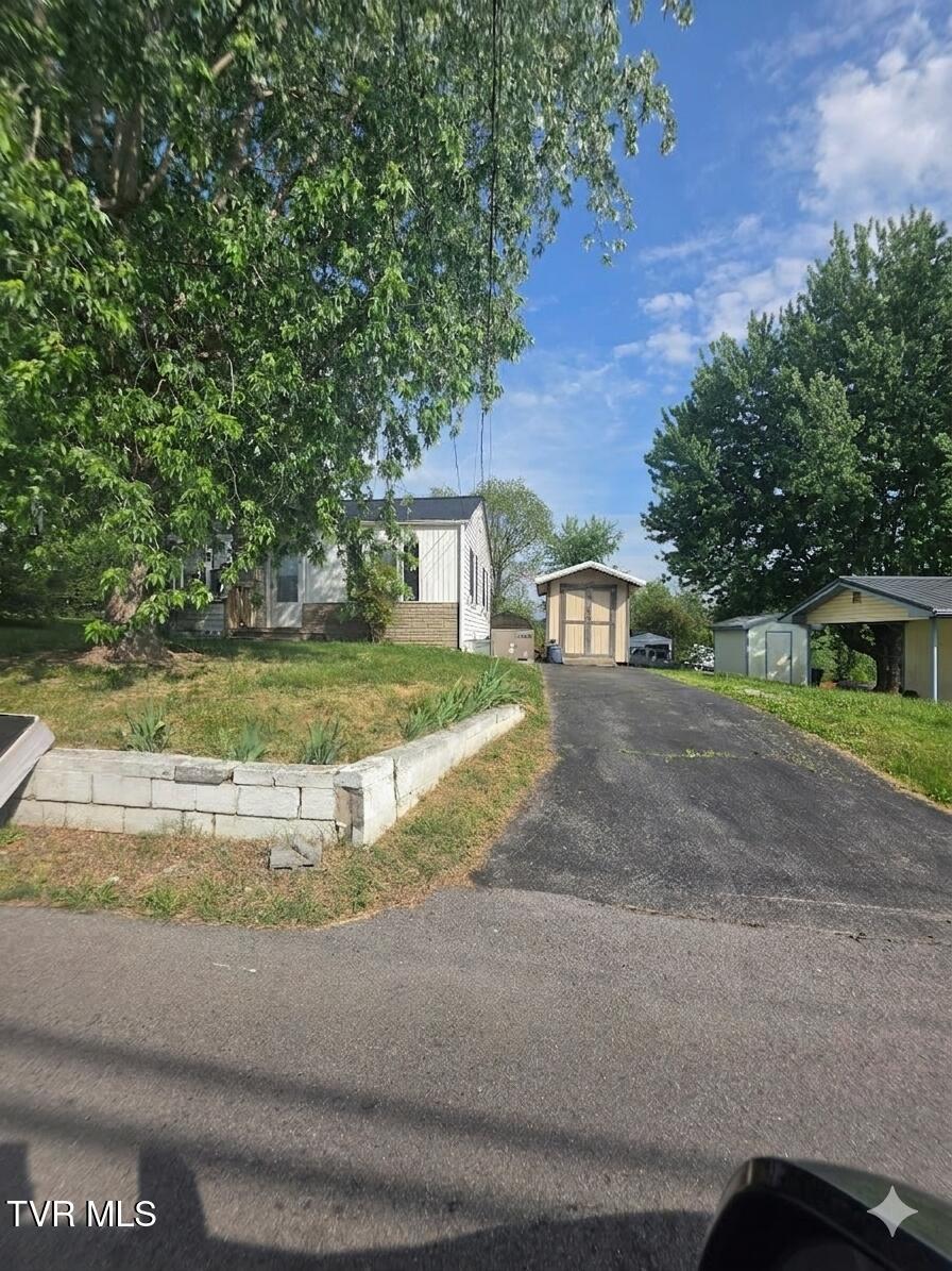 508 East Barton Ridge Road Greeneville, TN 37745 - Photo 9 of 21 1776653032322