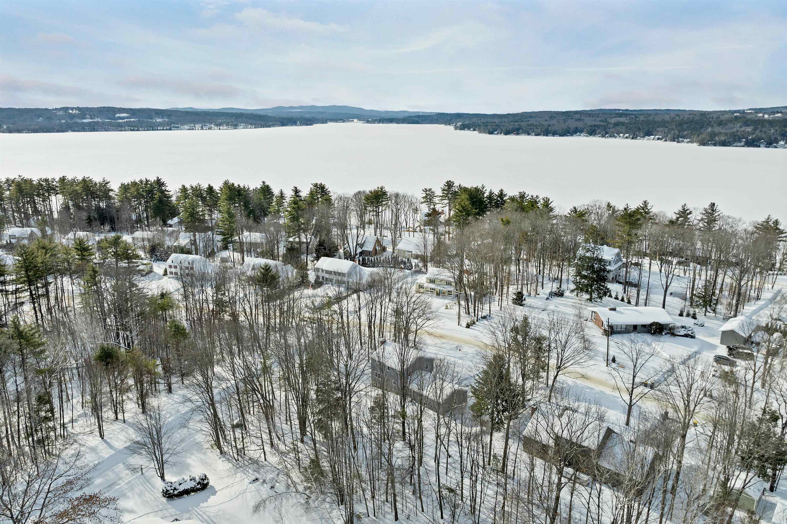 38 Lynnewood Road Laconia, NH 03246 - Photo 5 of 60