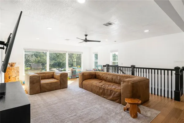 $649,997 | 1930 Hilltop Drive, Mount Dora, FL 32757