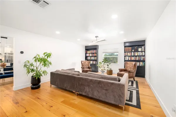 $649,997 | 1930 Hilltop Drive, Mount Dora, FL 32757